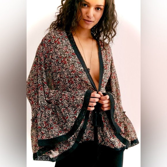 Free People Tops - FREE PEOPLE LOLA Cardi-Kimono Shawl-Top, Lace Black Trim, Cascading Bell Sleeves